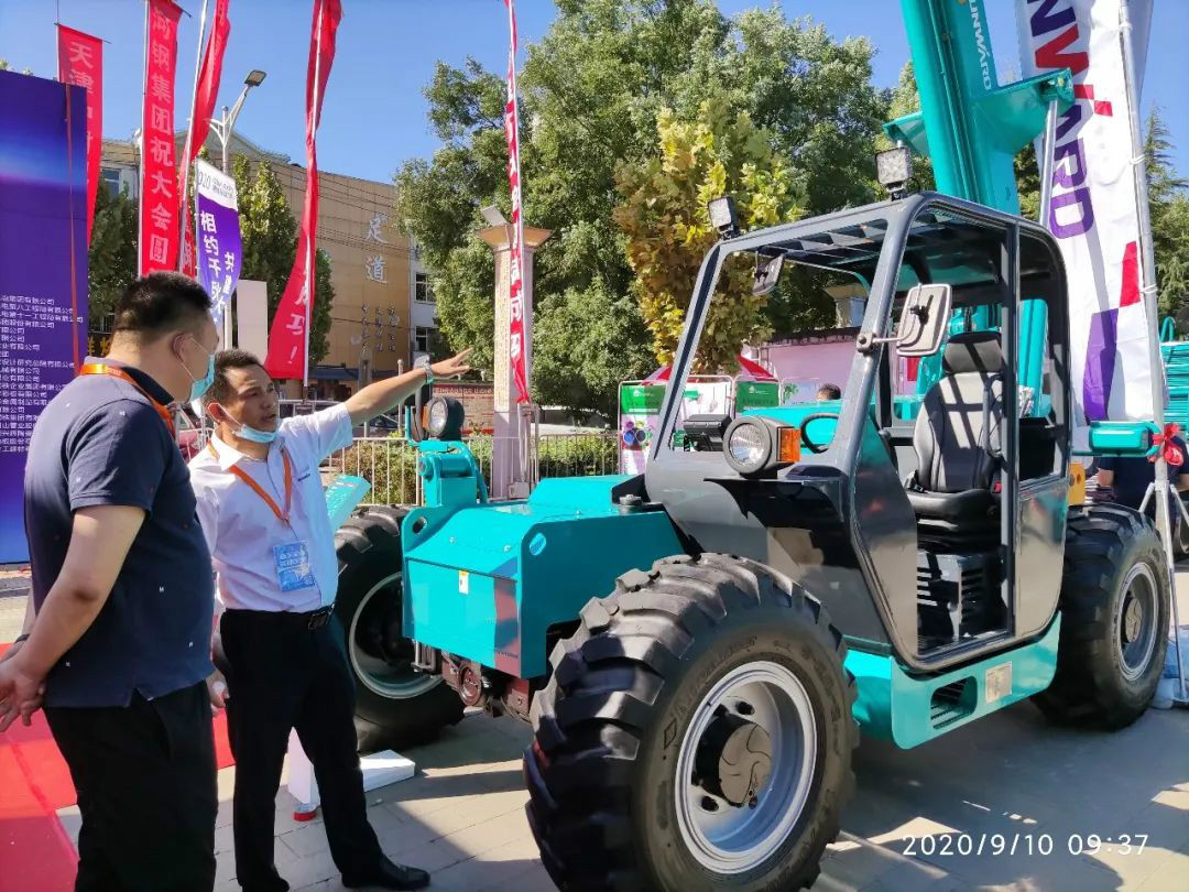 米兰网址智能高空作业设备“吸睛”雄安展