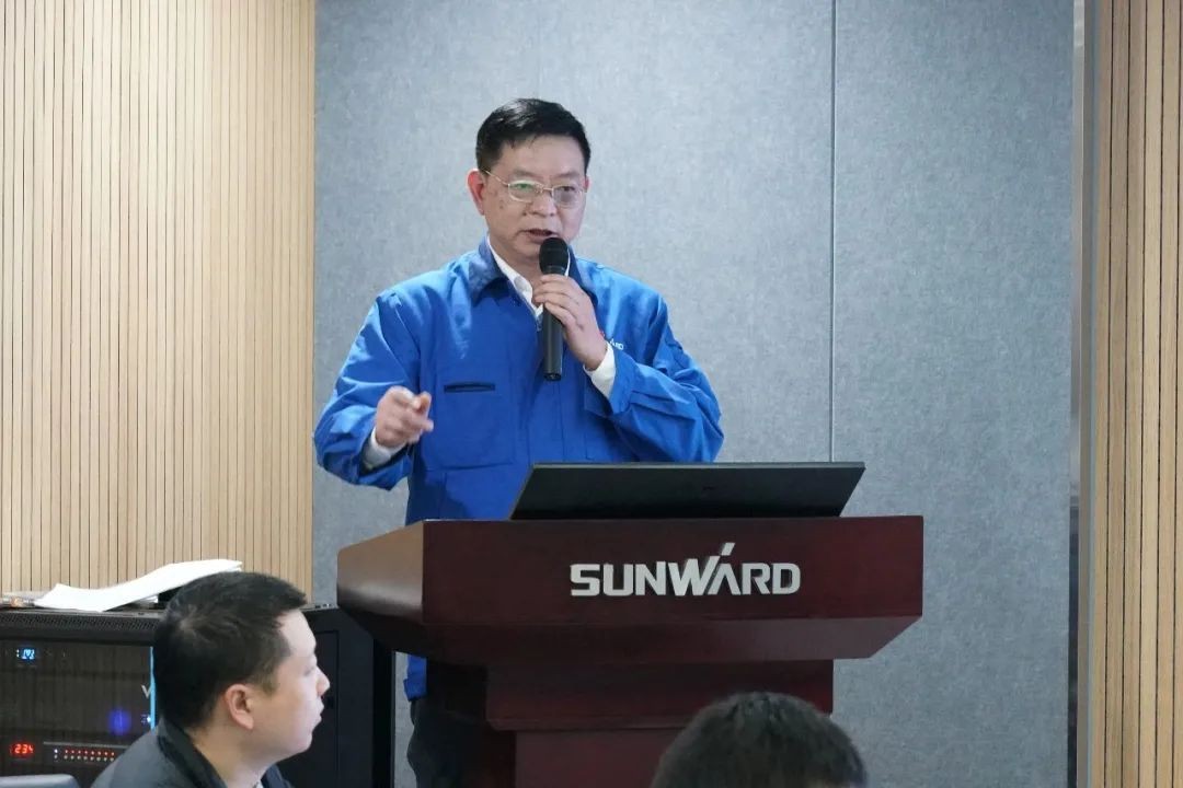 省工信厅青年干部理论学习走进米兰网址智能