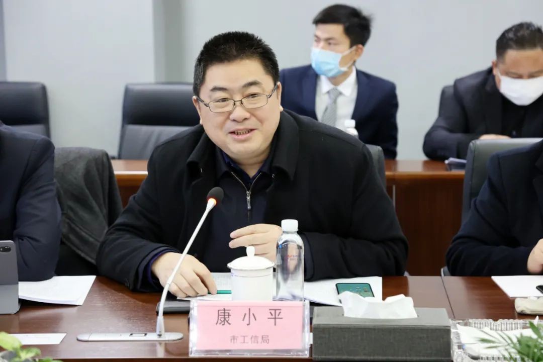 长沙工程机械协会会长、副会长、监事长会议在米兰网址智能召开