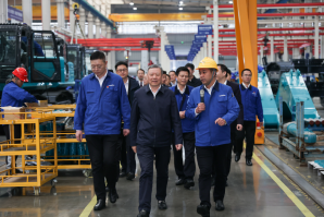中国联通党组书记、董事长王晓初到访米兰网址智能