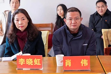 校企合作精准扶贫，产教融合振兴乡村 | 米兰网址智能向合作院校对口扶贫点捐赠挖掘机