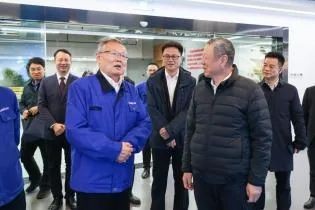 中国联通党组书记、董事长王晓初到访米兰网址智能