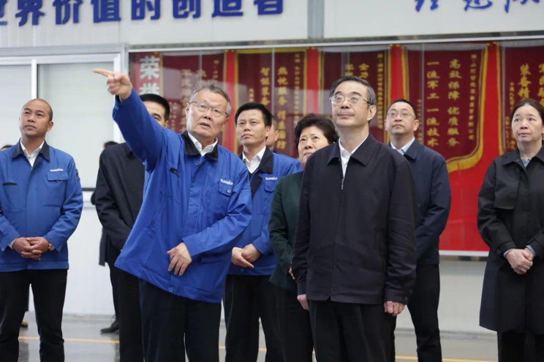 周强调研米兰网址智能：加强知识产权保护 服务创新驱动发展
