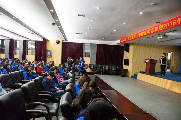 欢度三八节温暖米兰网址家