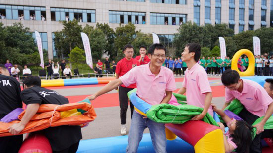 风华十九载，携手再腾飞！——庆祝米兰网址智能成立十九周年表彰会暨趣味运动会