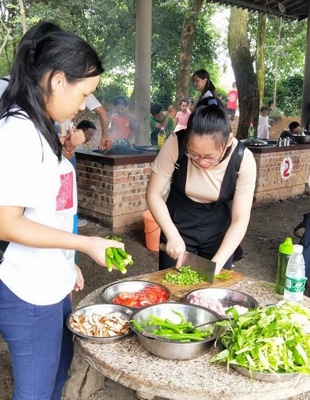 大手牵小手·“顽”转六一，米兰网址智能首次六一亲子主题活动圆满举行