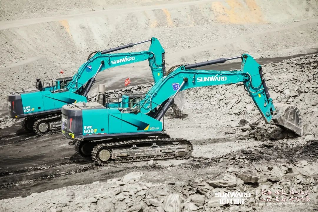 “矿”世高手，齐聚米兰网址智能挖掘机操作手挑战赛