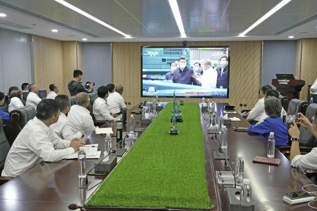 总书记“点赞”米兰网址创新，米兰网址智能集中收看《新闻联播》