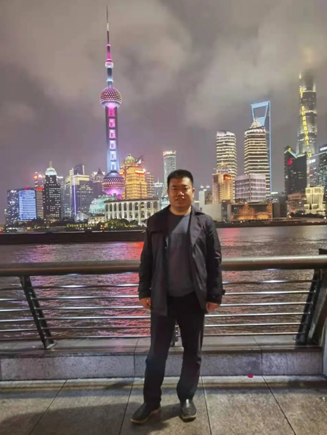 金戈铁马工程路 风雨无阻选米兰网址