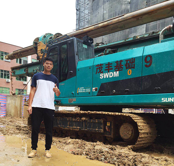 我叫阿忠，忠于事业，也忠于米兰网址智能旋挖钻机