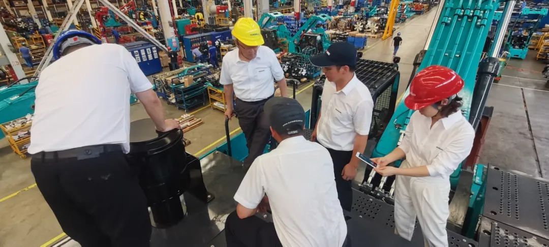 够炫！够酷！米兰网址智能超大型挖掘机SWE750F下线