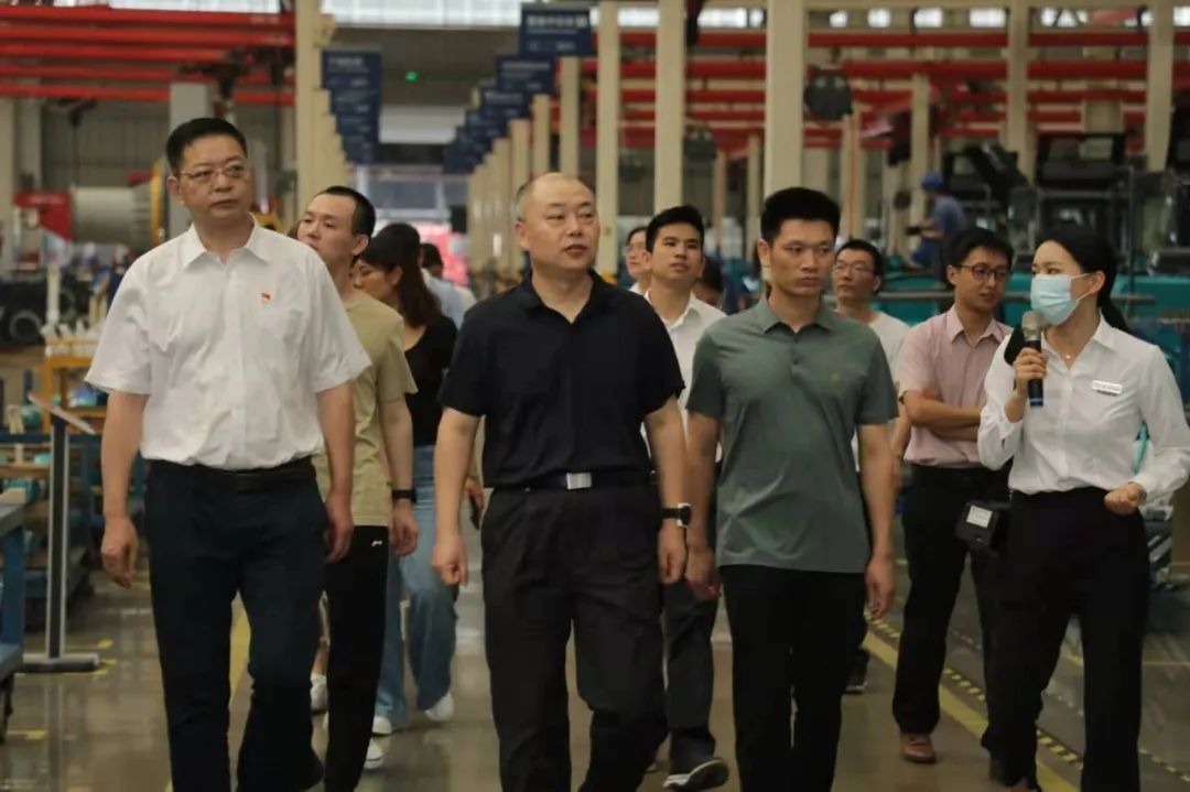 国防科大北斗团队考察米兰网址智能