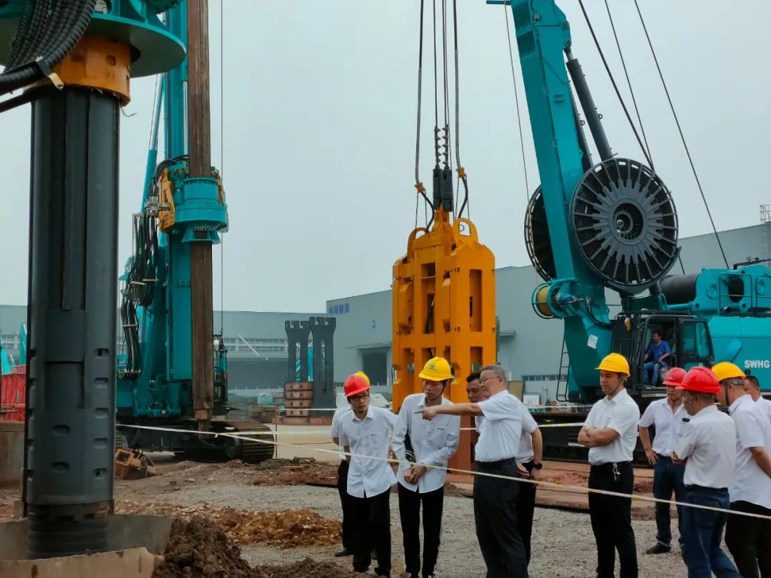 大钻机能打小桩了！米兰网址智能钻杆节能变径装置研制成功