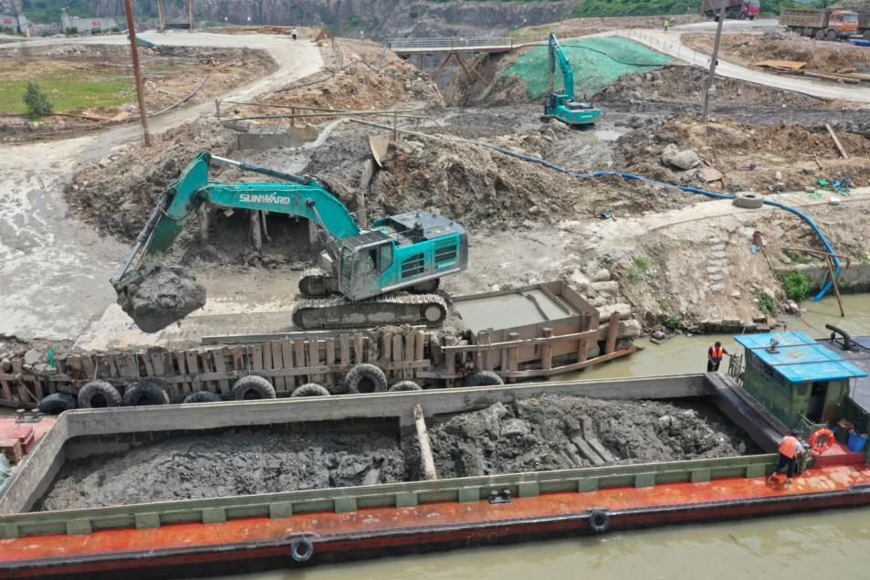 初心源地，米兰网址智能挖掘机实力大显 | 百年风华筑锦绣米兰网址（1）