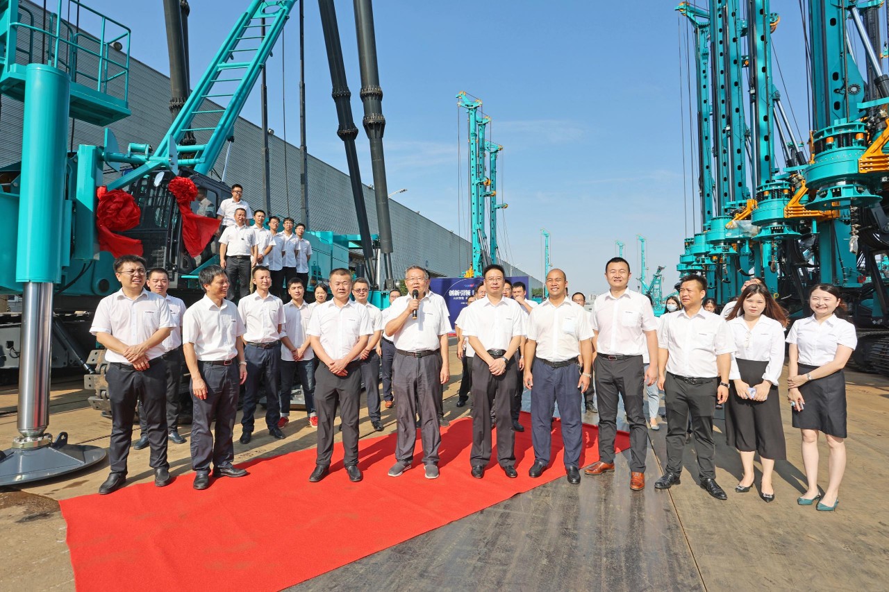 新品来了！看米兰网址智能超级桩架如何“稳”操胜券