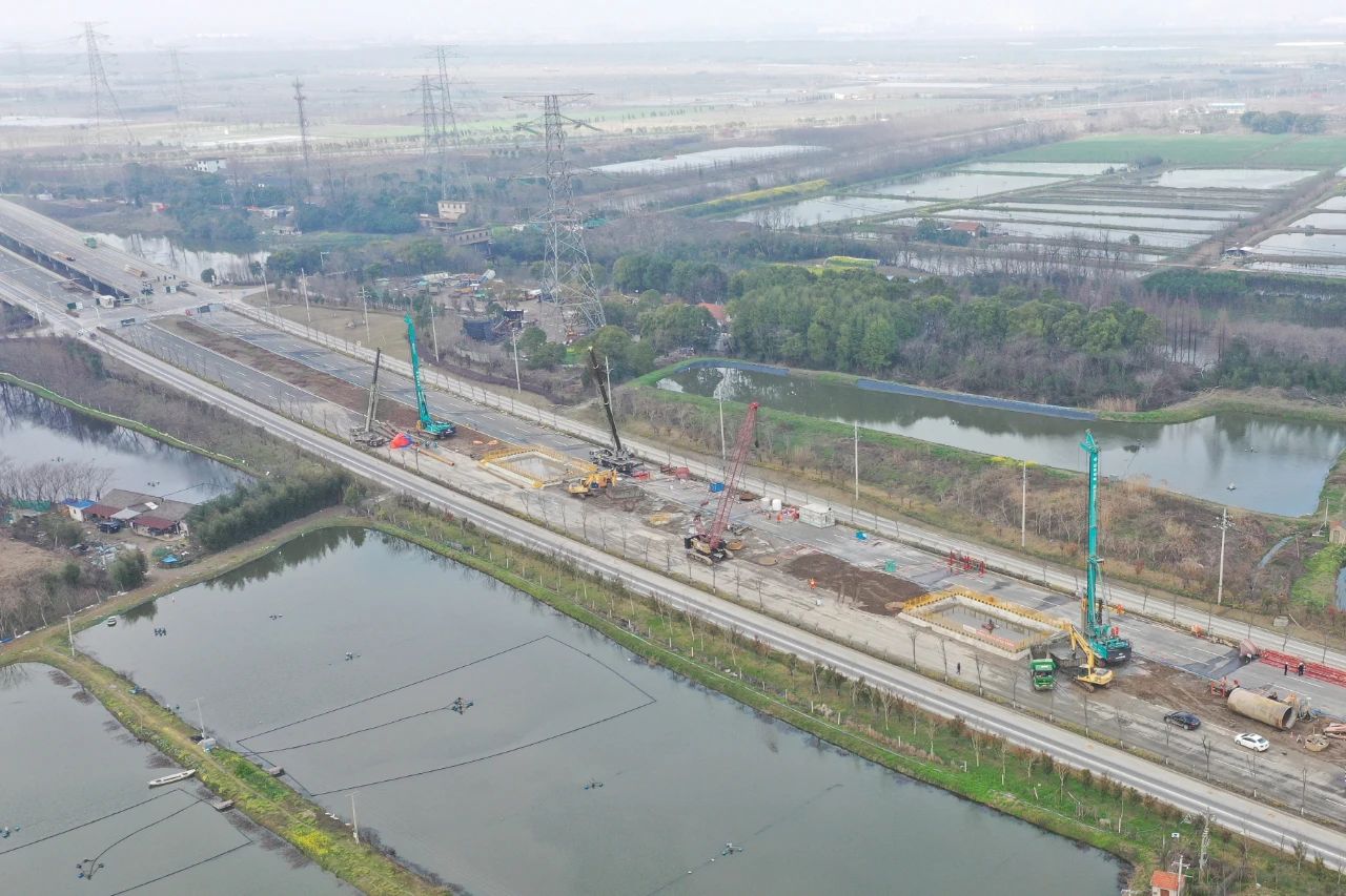 征战全国首条智慧高速，米兰网址智能旋挖钻机凭什么？