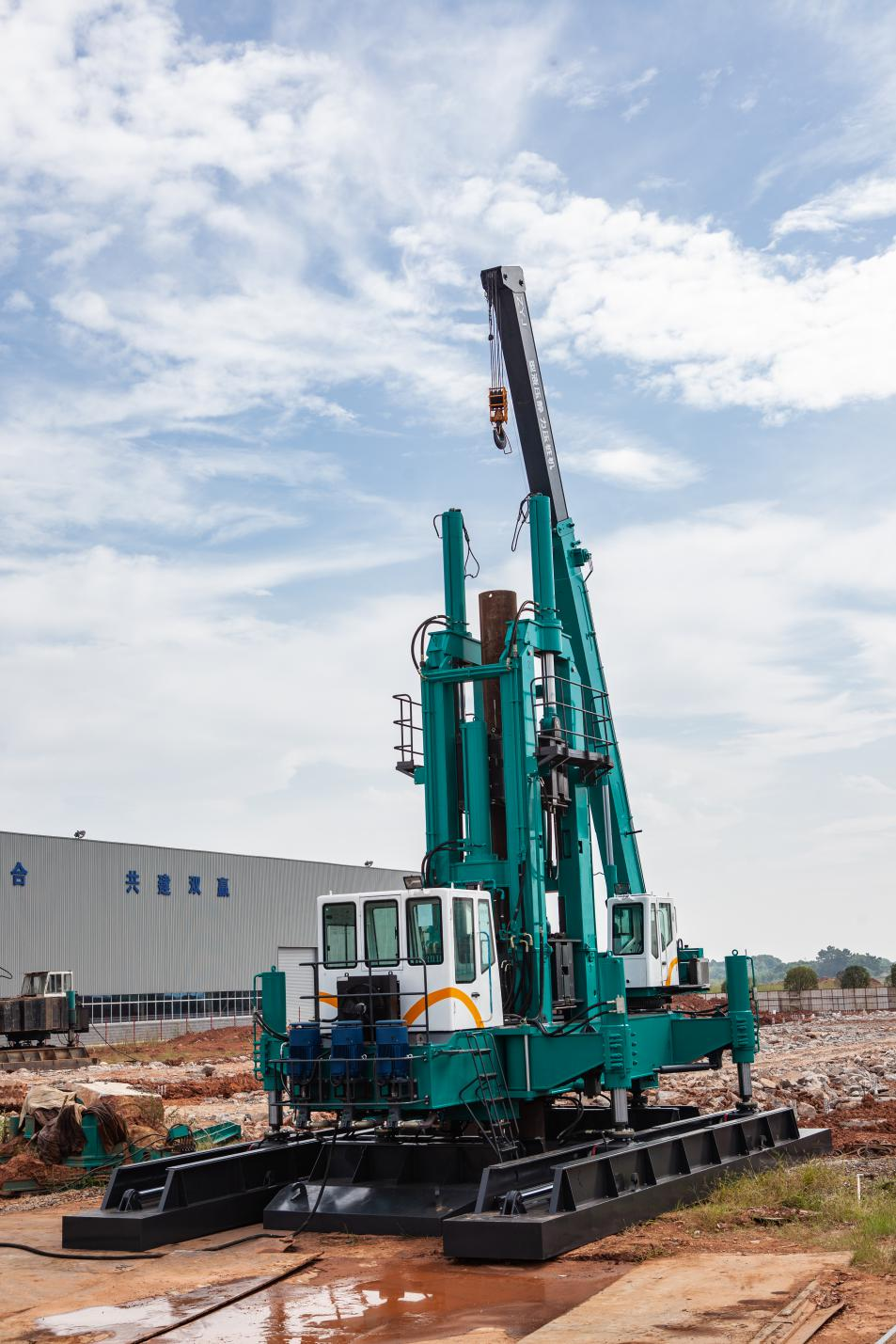 创新引领，米兰网址智能行业首创双层快压装置| 百年风华筑锦绣米兰网址（5）