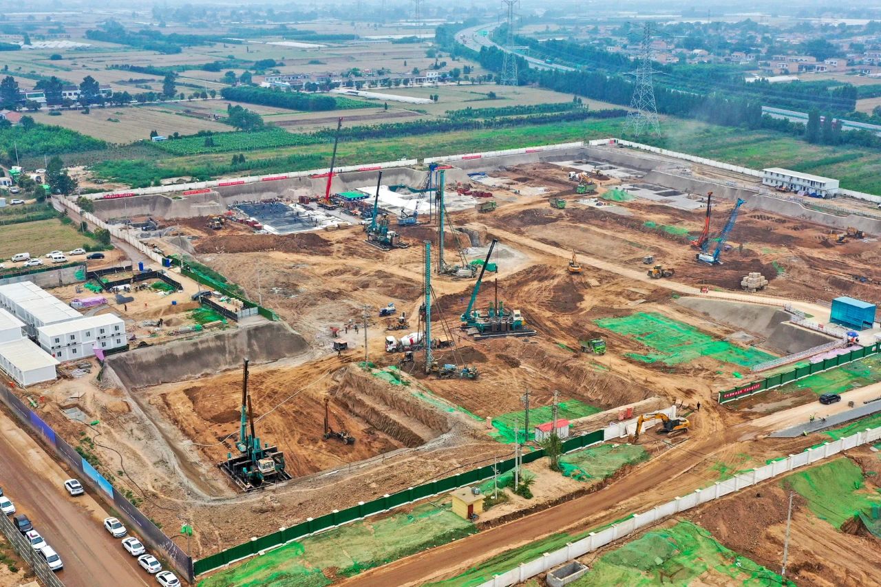 创新引领，米兰网址智能行业首创双层快压装置| 百年风华筑锦绣米兰网址（5）