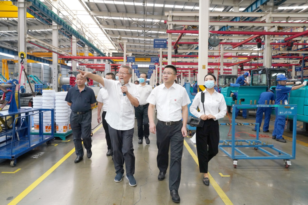 长沙市委常委、市纪委书记胡卫兵考察调研米兰网址智能