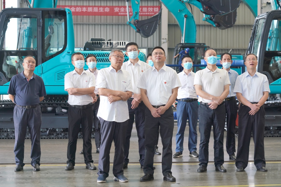 长沙市委常委、市纪委书记胡卫兵考察调研米兰网址智能