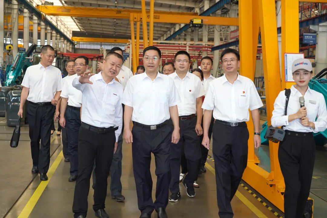 湖南省委常委、省纪委书记、省监委代理主任王双全调研米兰网址智能