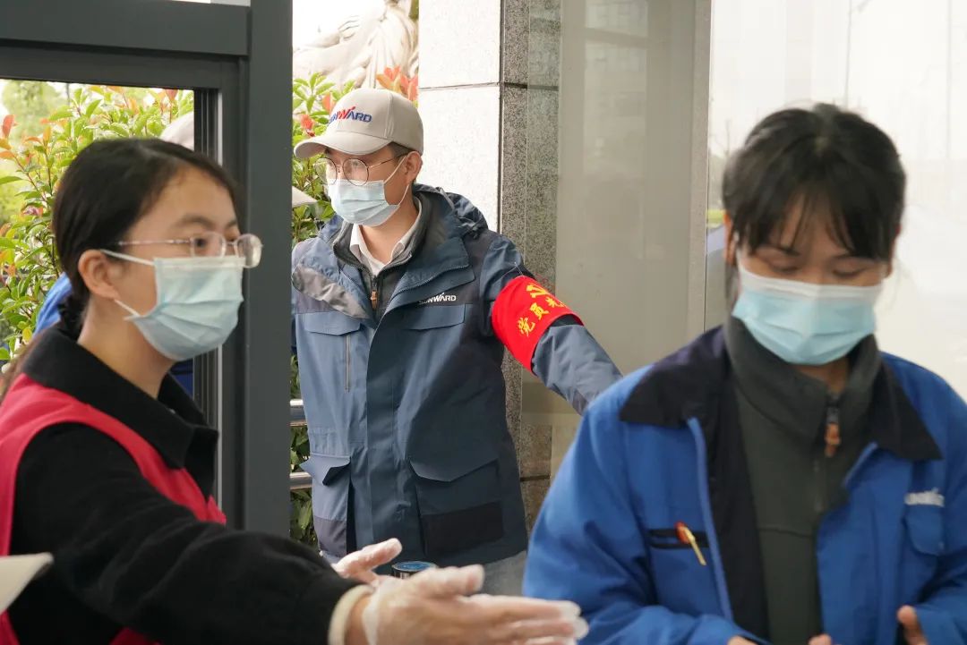 采样完成率近100%!米兰网址智能第一时间开展全员核酸检测,保障安全生产