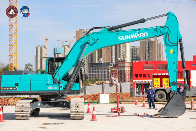 救援大比拼！米兰网址智能应急救援队出战湖南省第三届应急救援技能竞赛