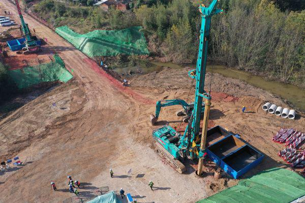 首根桩基开钻！米兰网址智能助力新建沪渝蓉高速铁路建设