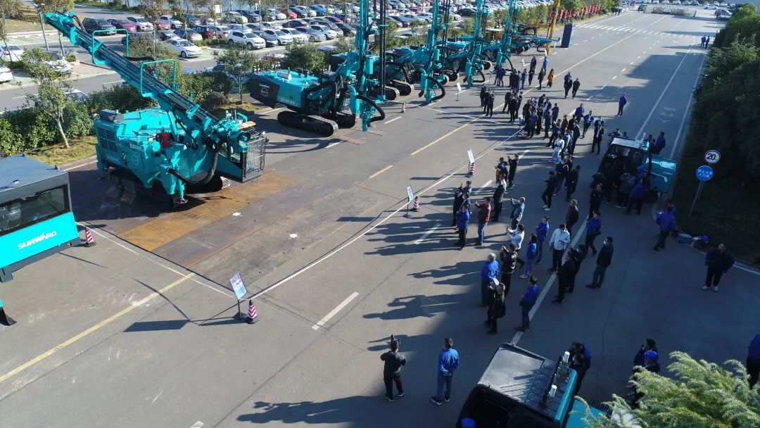 全球首创5G+智能钻机重磅发布，米兰网址智能倾力打造绿色智慧矿山成套装备