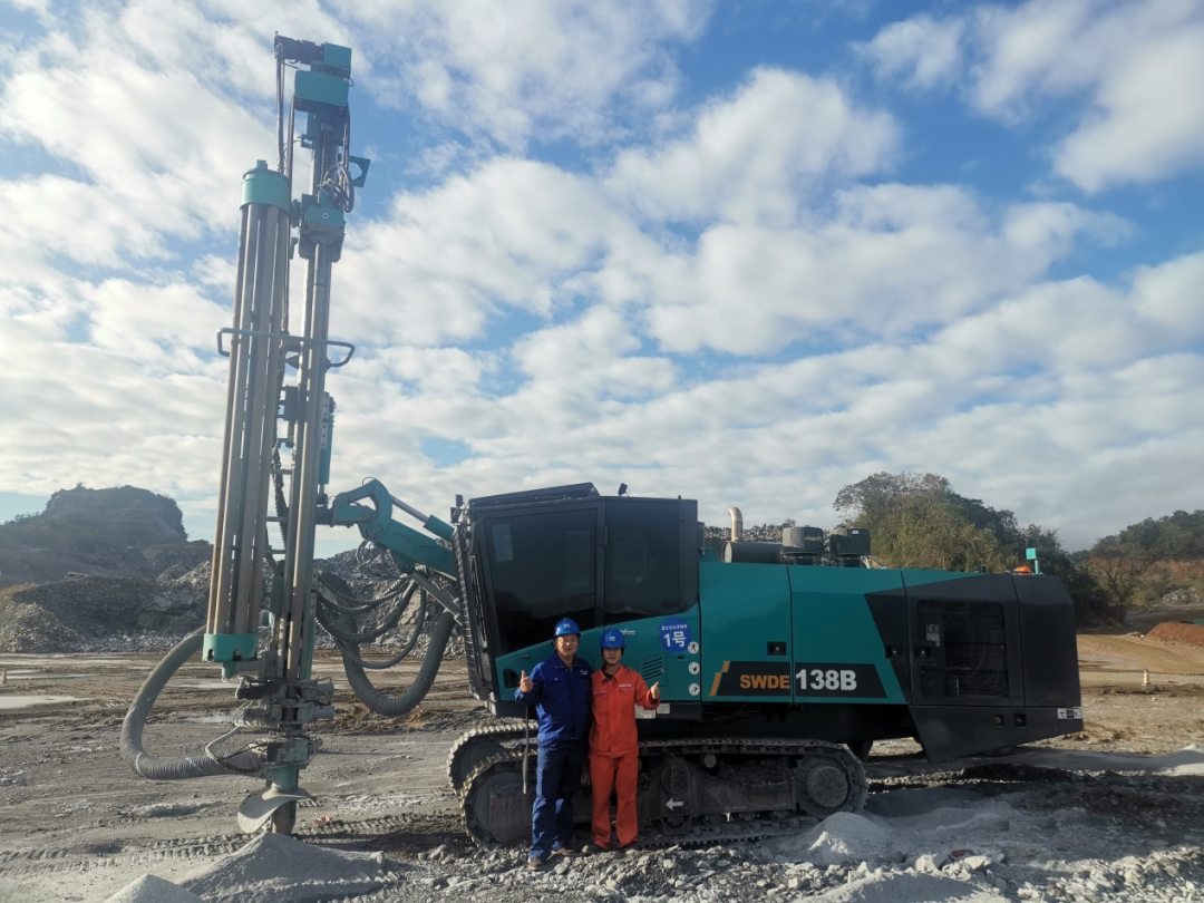 追加订单！米兰网址智能一体化潜孔钻机助力海南华润水泥获好评