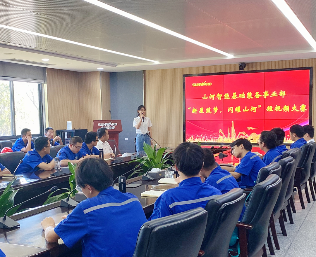 你好 2022！再见 2021！我与米兰网址智能共成长