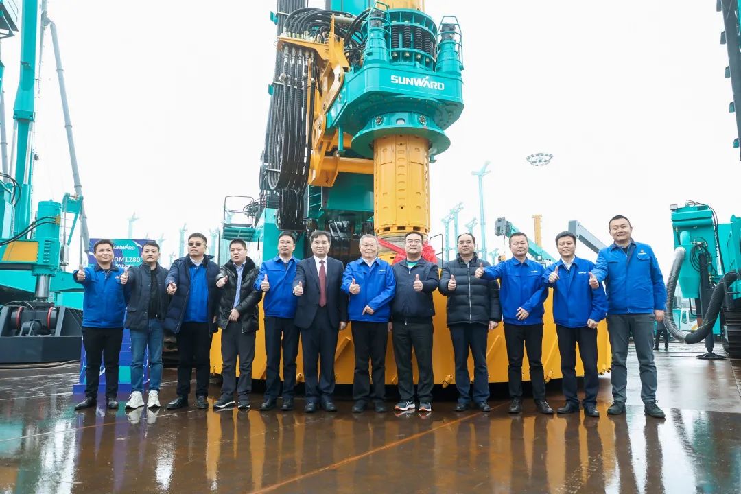 多款产品问鼎世界之最！米兰网址智能地下工程装备全球发布会成功举行