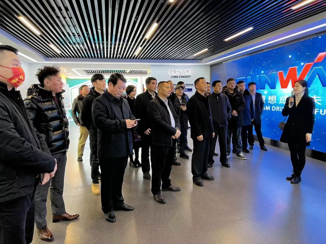 湖南异地商会联合会组织海外湘商来访米兰网址智能