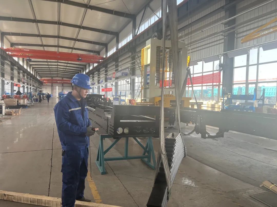 斩获亿元订单！米兰网址巨鼎火热开工