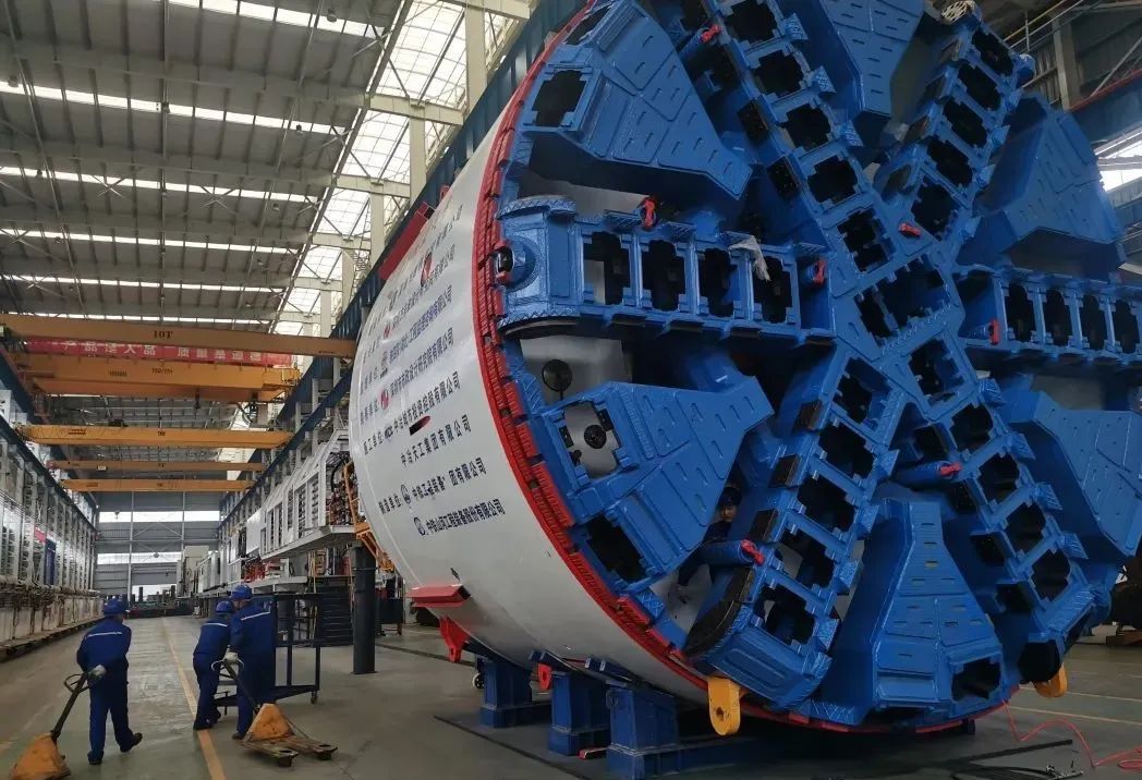 直击生产一线！中铁米兰网址复工复产忙