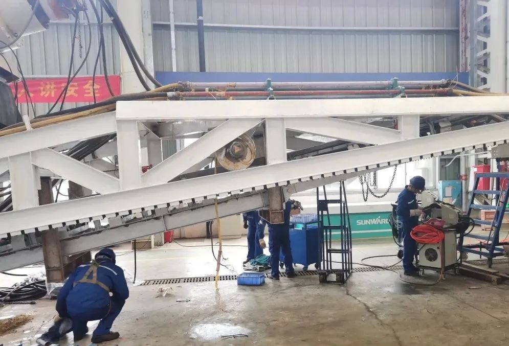 直击生产一线！中铁米兰网址复工复产忙