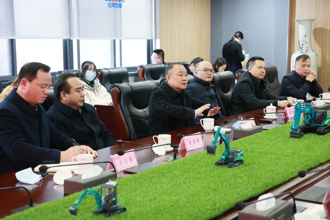 张庆红调研米兰网址智能