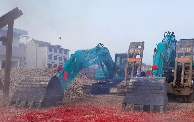 创富故事 | 合作共赢!米兰网址智能“土石方先锋”征战商洛