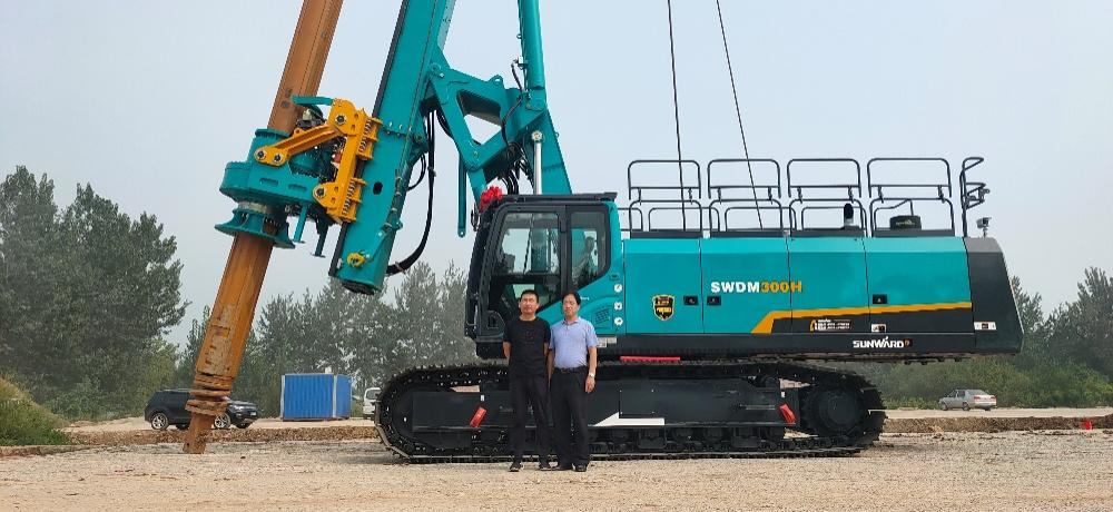 创富故事 | 入行25载，阅尽旋挖钻机，最终认准米兰网址智能！