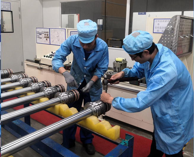 米兰网址工匠 | “浪波”不言苦,甘为“人梯”承大重