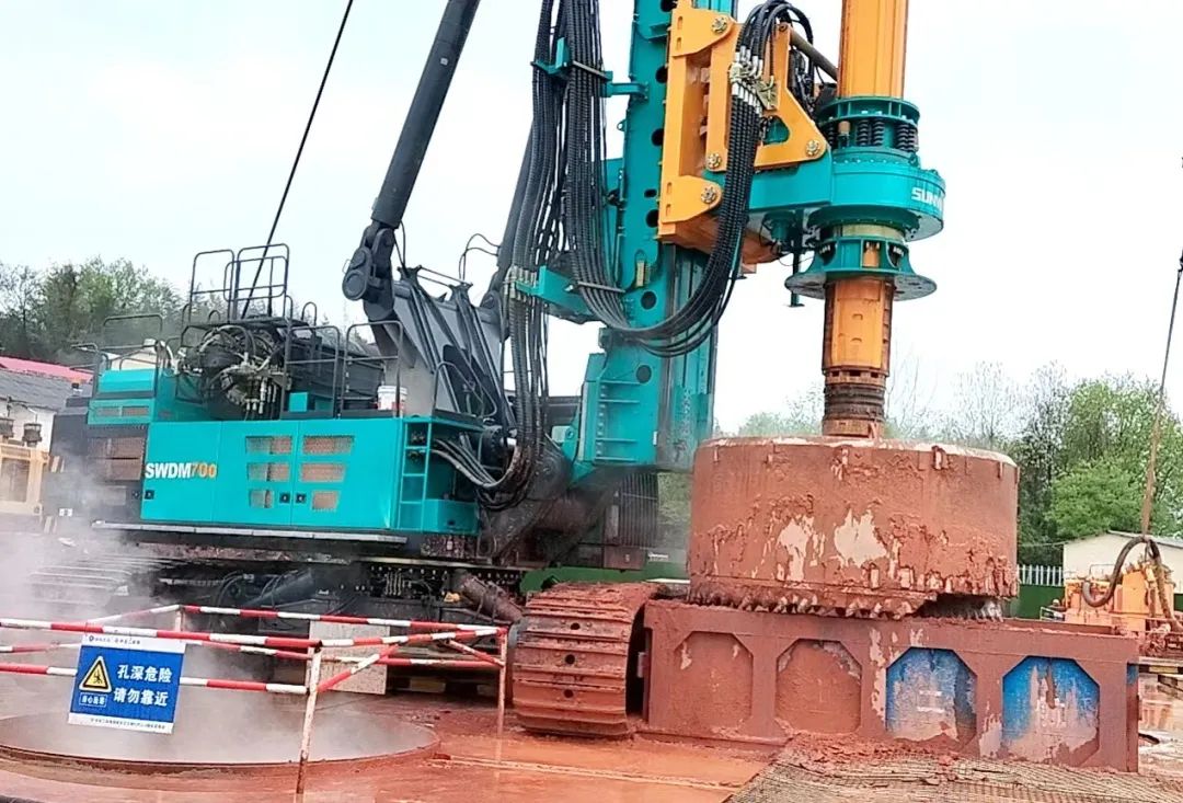 再啃“硬骨头”!米兰网址智能“超级桩备”助建燕矶长江大桥