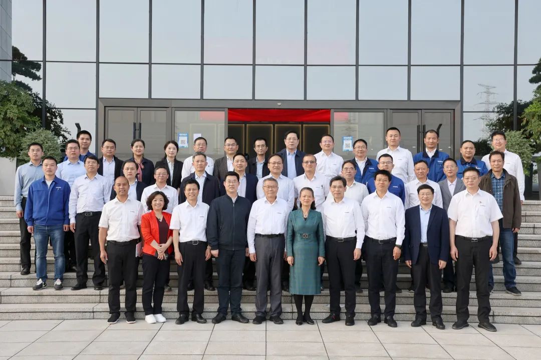 深化产学研合作!中南大学校长、中国工程院院士田红旗率团拜访米兰网址智能