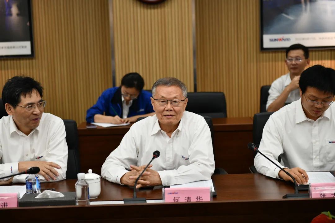 中南大学副校长郭学益率科学研究部一行调研米兰网址智能