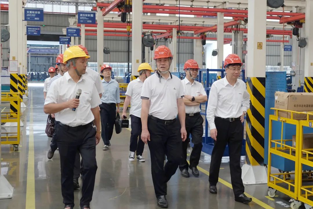 广州工控集团副总经理李绍康调研米兰网址智能