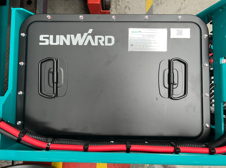 与“锂”相约，助力“双碳”！米兰网址智能全系列锂电剪叉式高空作业平台全面进军市场