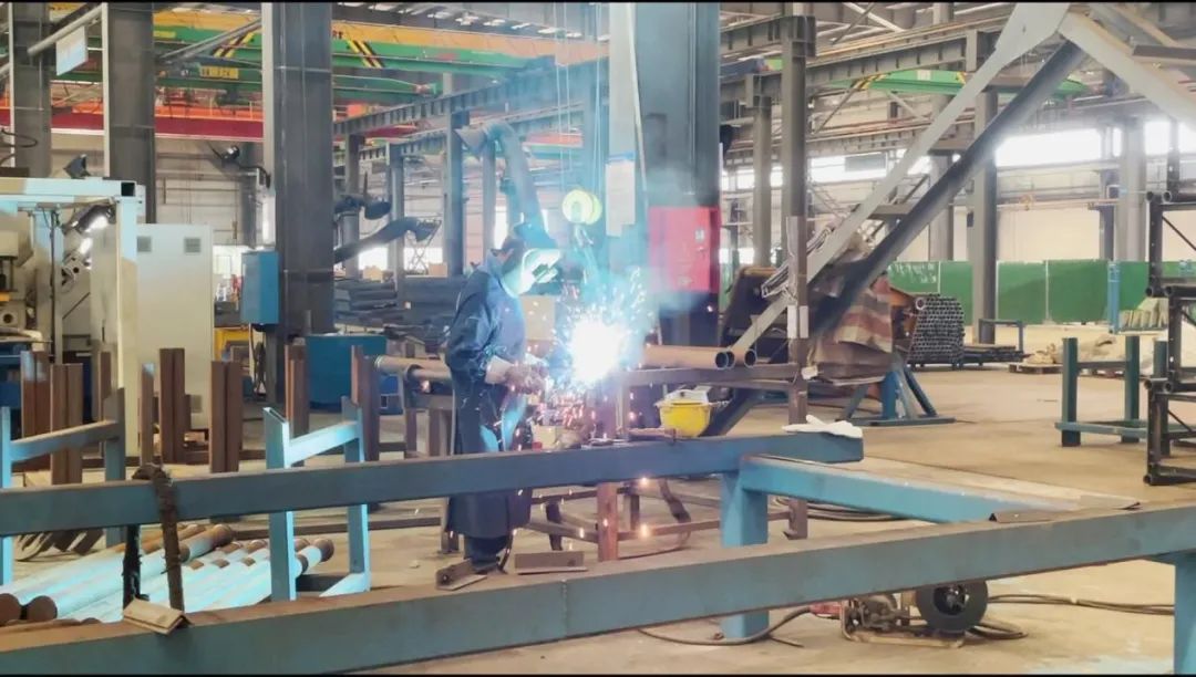 图集 | 战高温，迎“烤”验！米兰网址人在行动