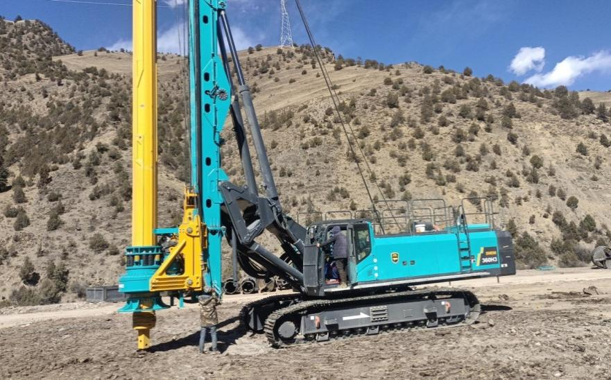 决战“世界之巅”！米兰网址智能旋挖钻机实力助建川藏铁路