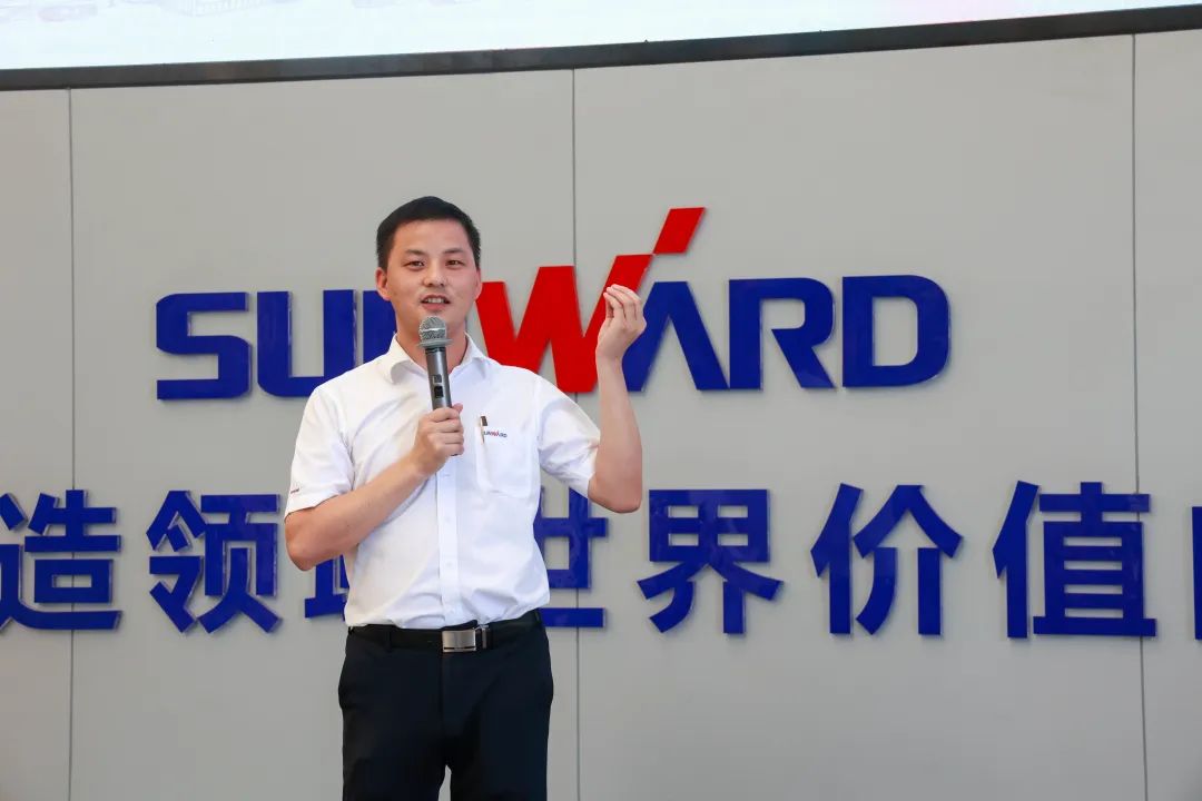 又酷又辣又炫！米兰网址智能第二届挖机宝贝来了