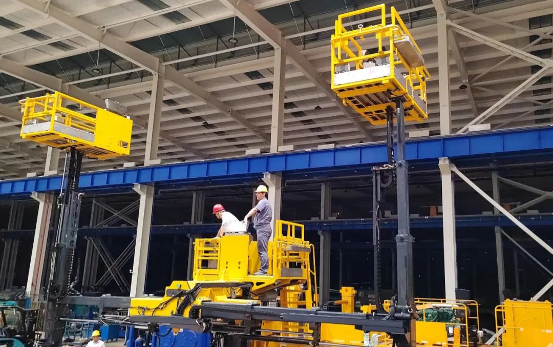 为铁路运输保驾护航！米兰网址智能自主研制首套三平台作业装置成功交付