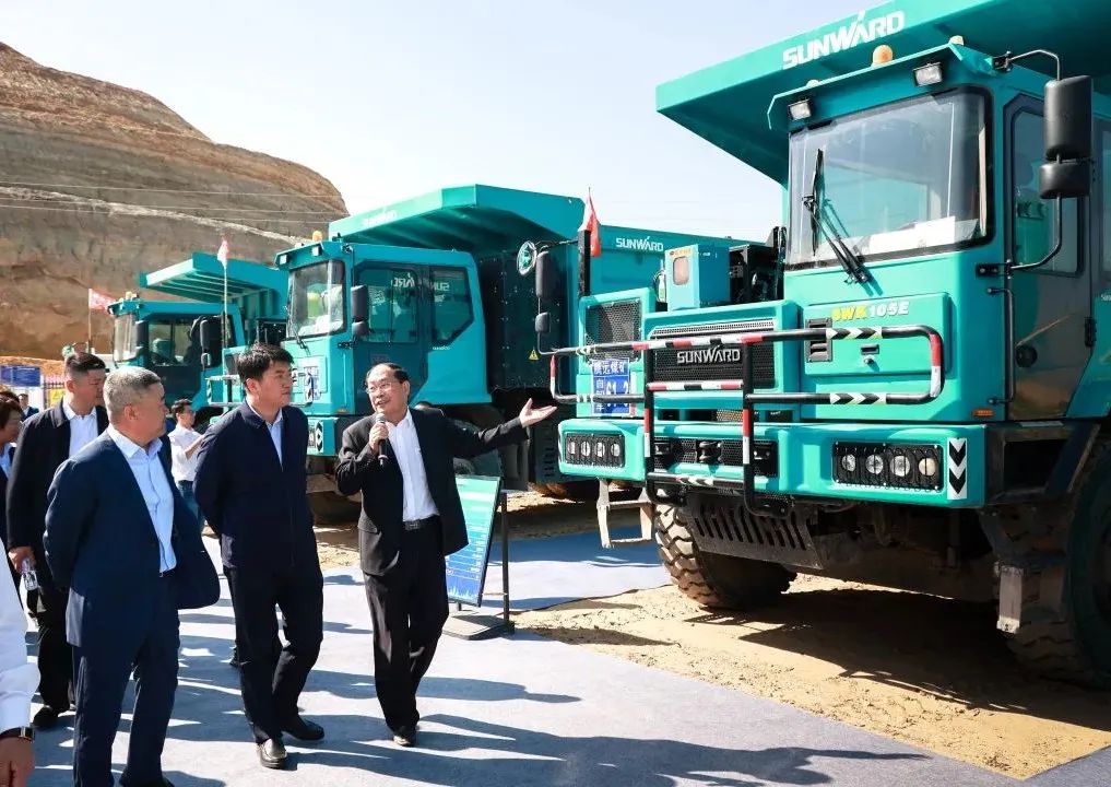 向绿色化、智能化发展!腾远煤矿绿色智能矿山观摩会圆满举行